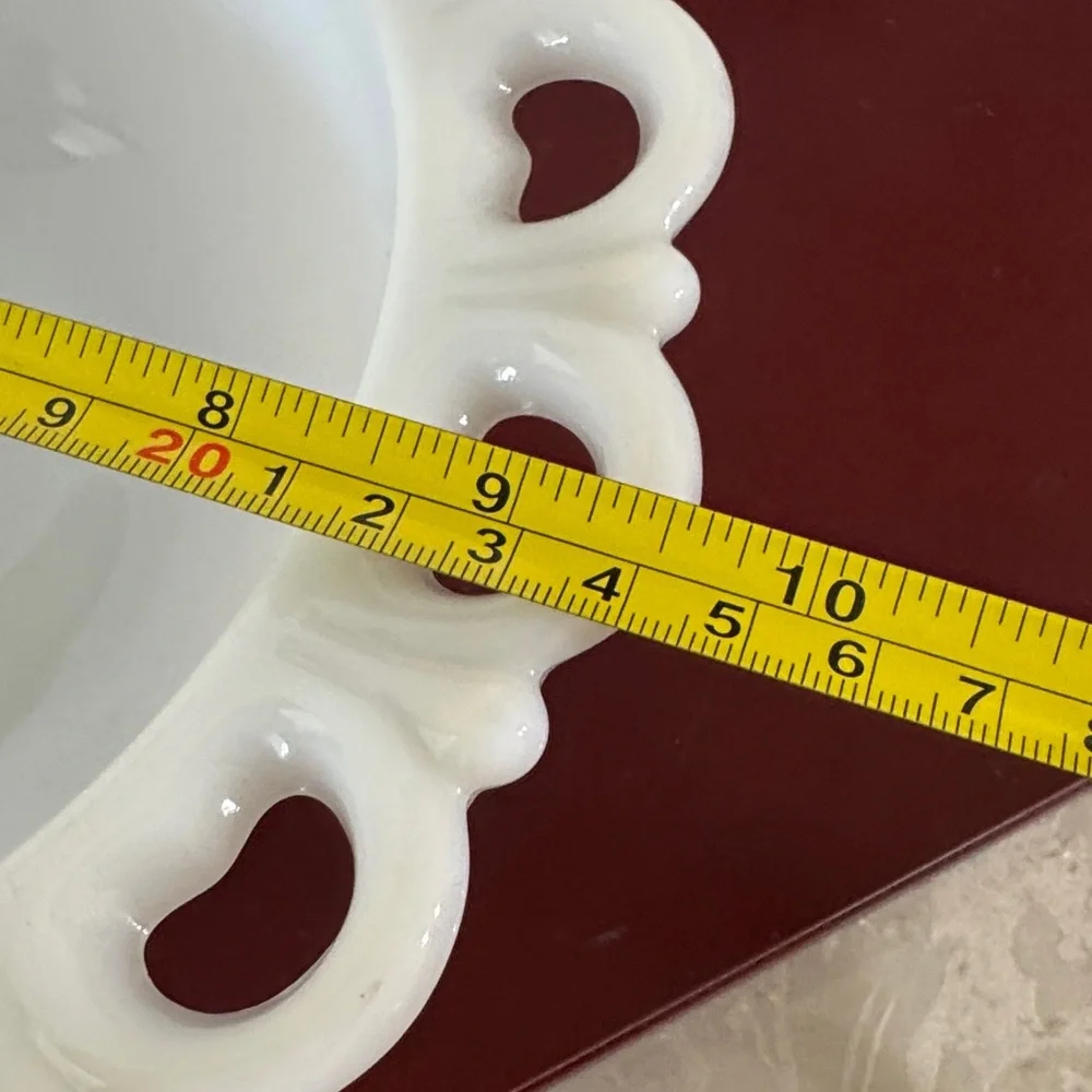 Anchor Hocking Old Colony Milk Glass Bowl  Lace Edge Vintage